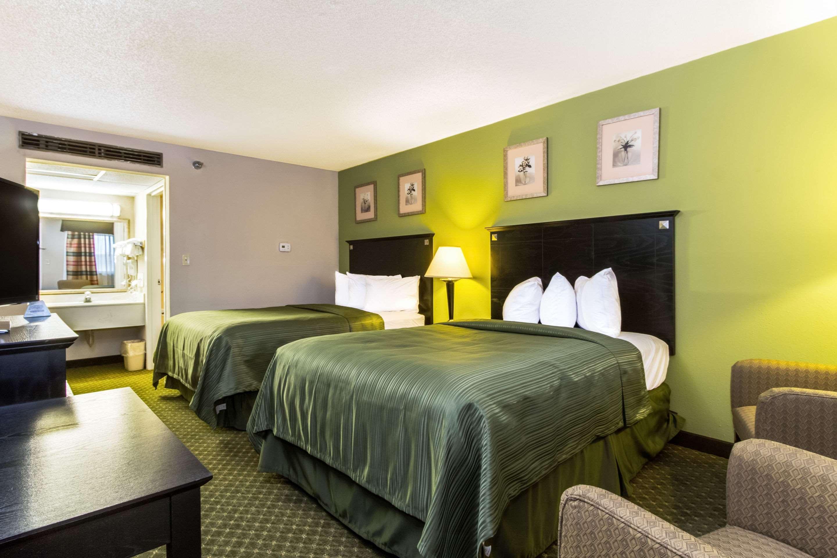Quality Inn & Suites Moline - Quad Cities Екстер'єр фото