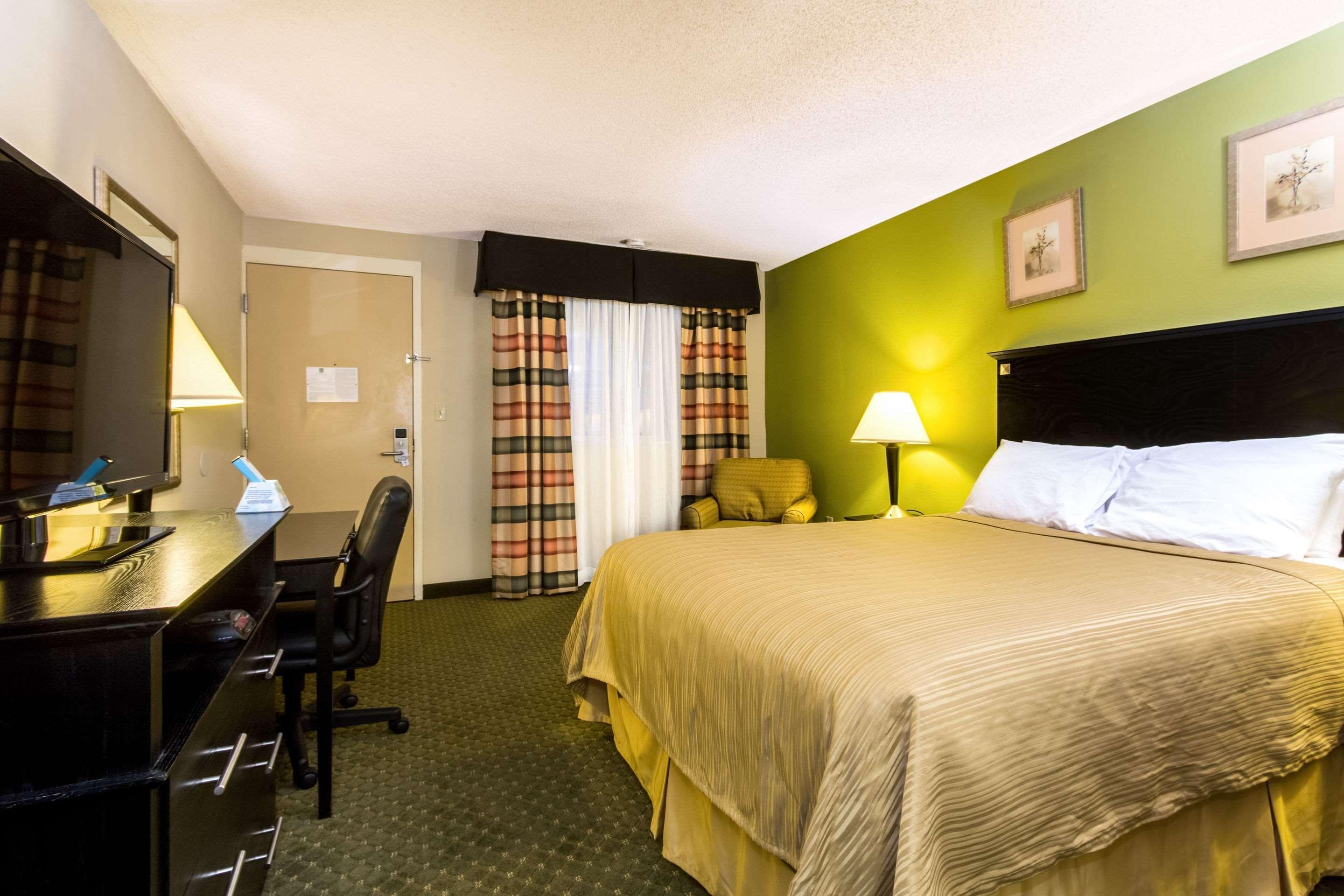 Quality Inn & Suites Moline - Quad Cities Екстер'єр фото