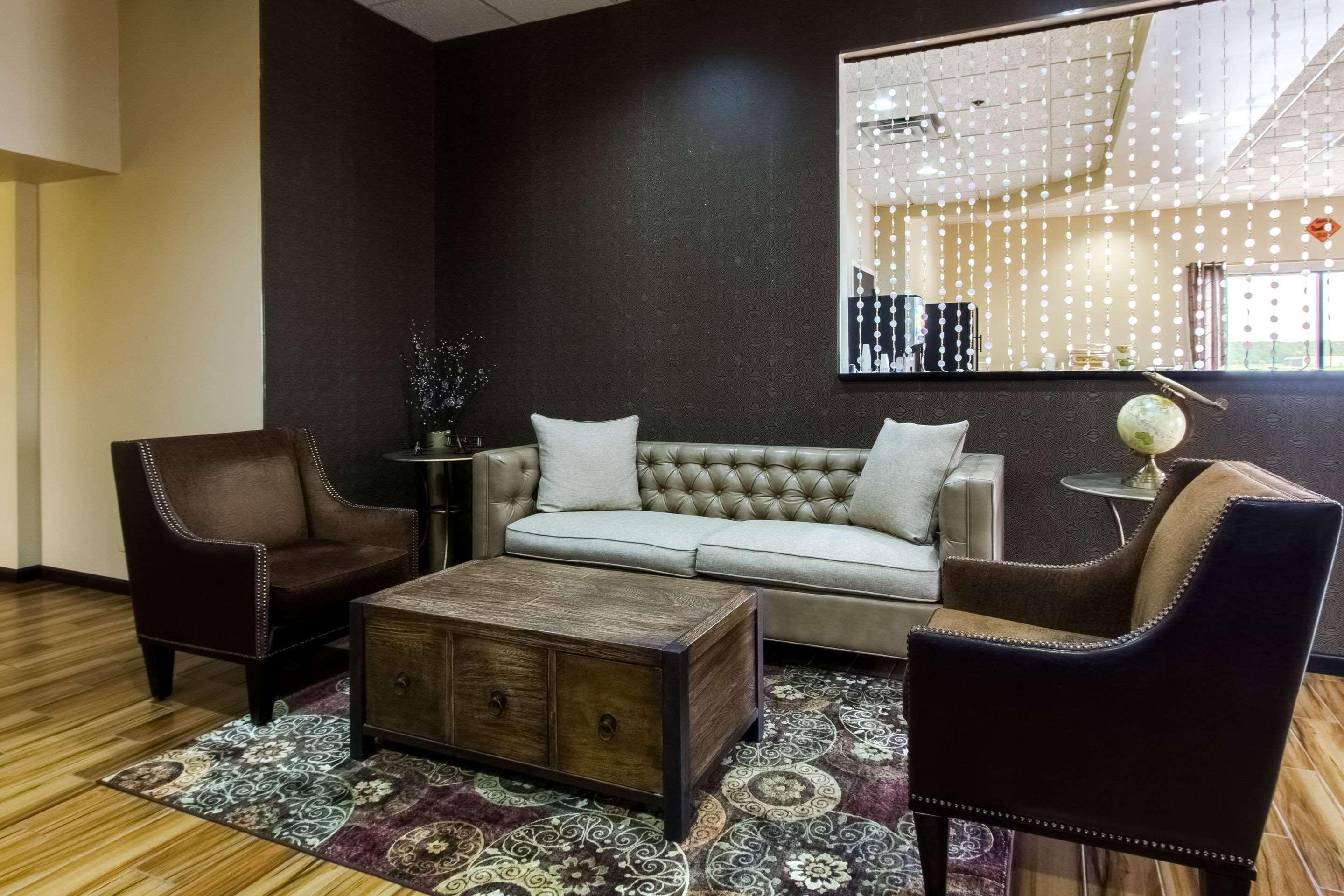 Quality Inn & Suites Moline - Quad Cities Екстер'єр фото