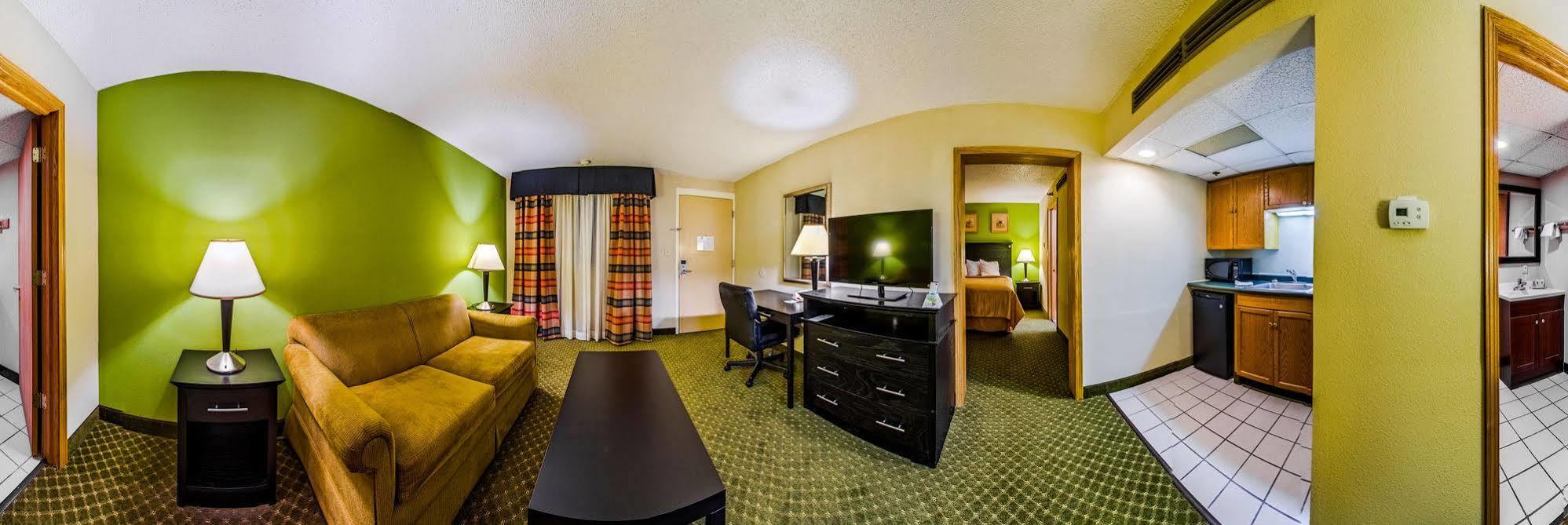 Quality Inn & Suites Moline - Quad Cities Екстер'єр фото